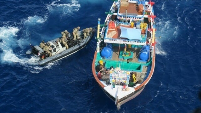 Babbit13's tweet photo. https://t.co/lgynF70lsA #IndianOcean #4Tons #DrugBust #UK #Canada #RoyalNavy https://t.co/Y0BVd473Pk