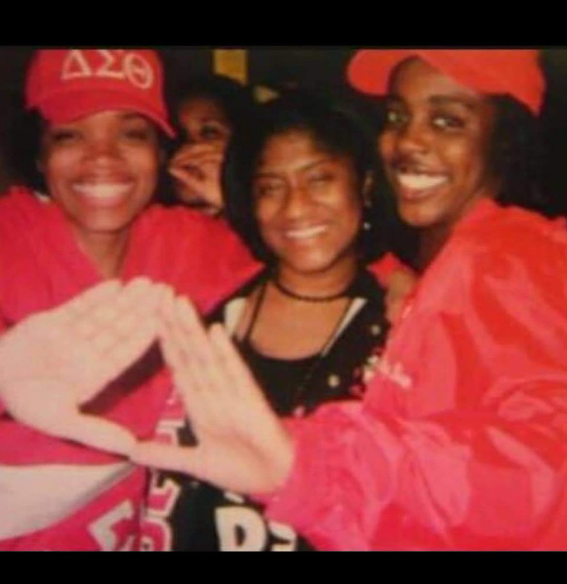 yagrldimples's tweet image. 17 years in the greatest sorority! Happy Deltaversary to me and my sands #twoexxtreme #spring07 🔺🐘🐣