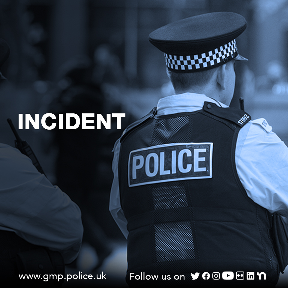 #INCIDENT | In the early hours today alongside GMFRS we attended to a fire on Warrington Road. A scene remains in place whilst we both investigate but we believe there is no wider risk. Sadly a man has passed with five others receiving treatment. More ➡️ orlo.uk/8GBBo