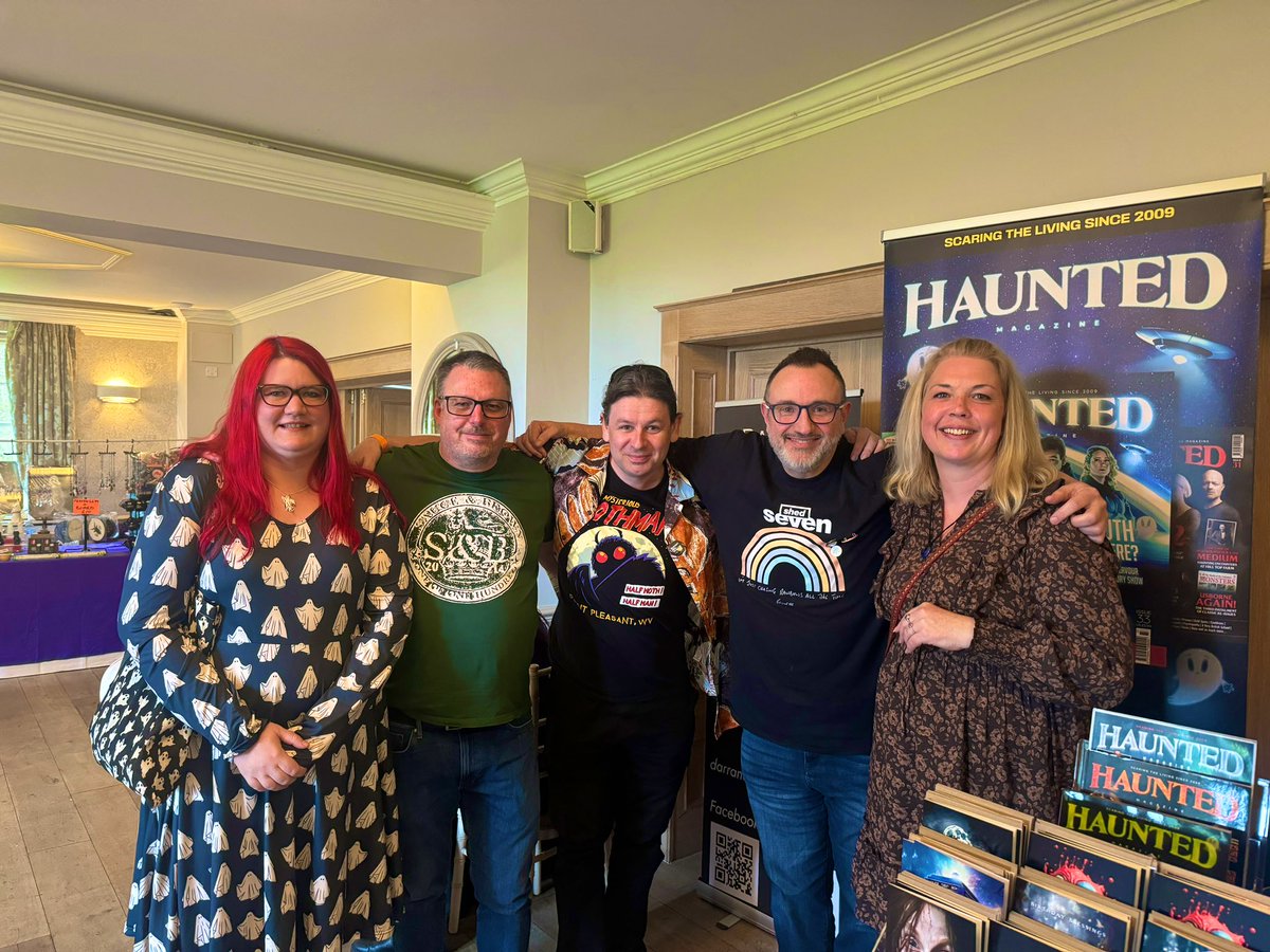 I had a great day at Parameet South yesterday talking about the ghostlore of the magical stone circles! So nice to hang out with such a lovely, likeminded bunch and meet new and old friends! 👻🌟☺️🌟👻 @EmmaInOtherland @hauntedmagazine @TheRealMikiYork @brown_r_h