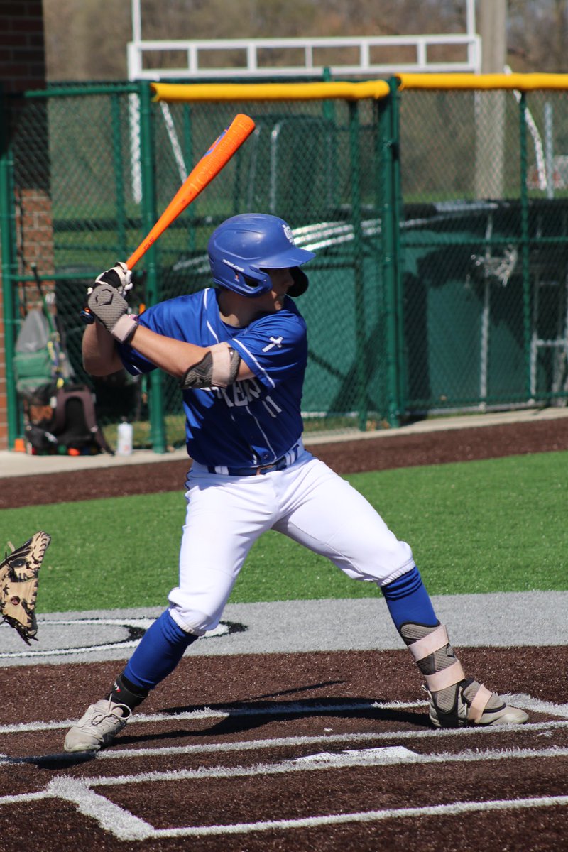Baseball_OLL's tweet photo. OLL drop Game 2 for the DH split at Waterford Kettering. 
Final Score: 8-3
@aidengauthier1 2 for 2,  Triple and RBI
@abeiakovides 1 for 3, RBI
@RyanRobak24 2 for 3
@OLLathletics @MIPrepZone @OutOfLField @ColdWeatherBats https://t.co/l9lbvrWGEm