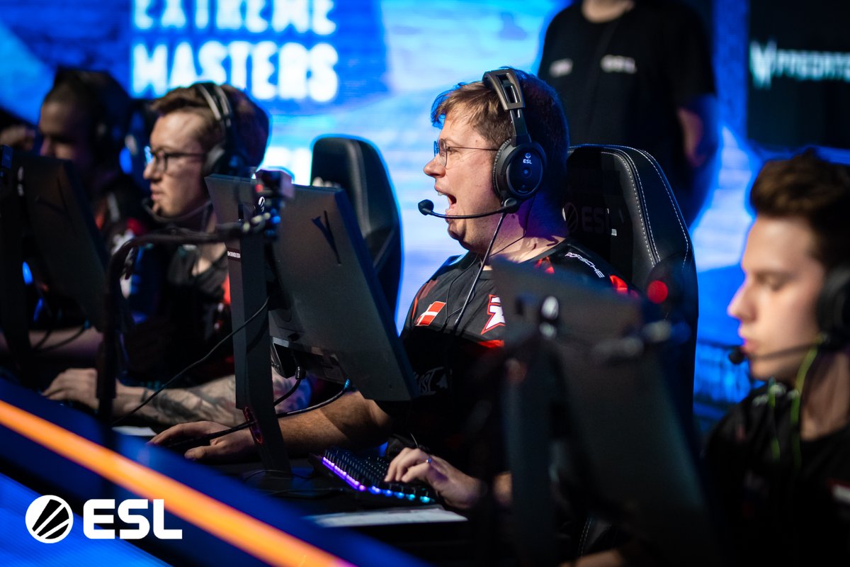 A close call but @FaZeClan strike first in the #IEM Chengdu Grand Final and steal @mousesports' map pick of Overpass 13-10! Nuke is coming up next!