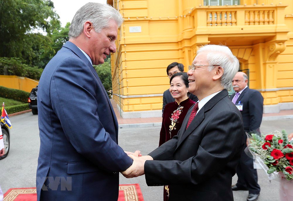 Felicidades en su 80 cumpleaños al camarada Nguyen Phu Trong, secretario general del Partido Comunista de Vietnam. Le deseo mucha salud, éxitos y ventura personal. Su entrega en la conducción del PCV ha sido decisiva en el camino de la construcción del socialismo en #Vietnam.