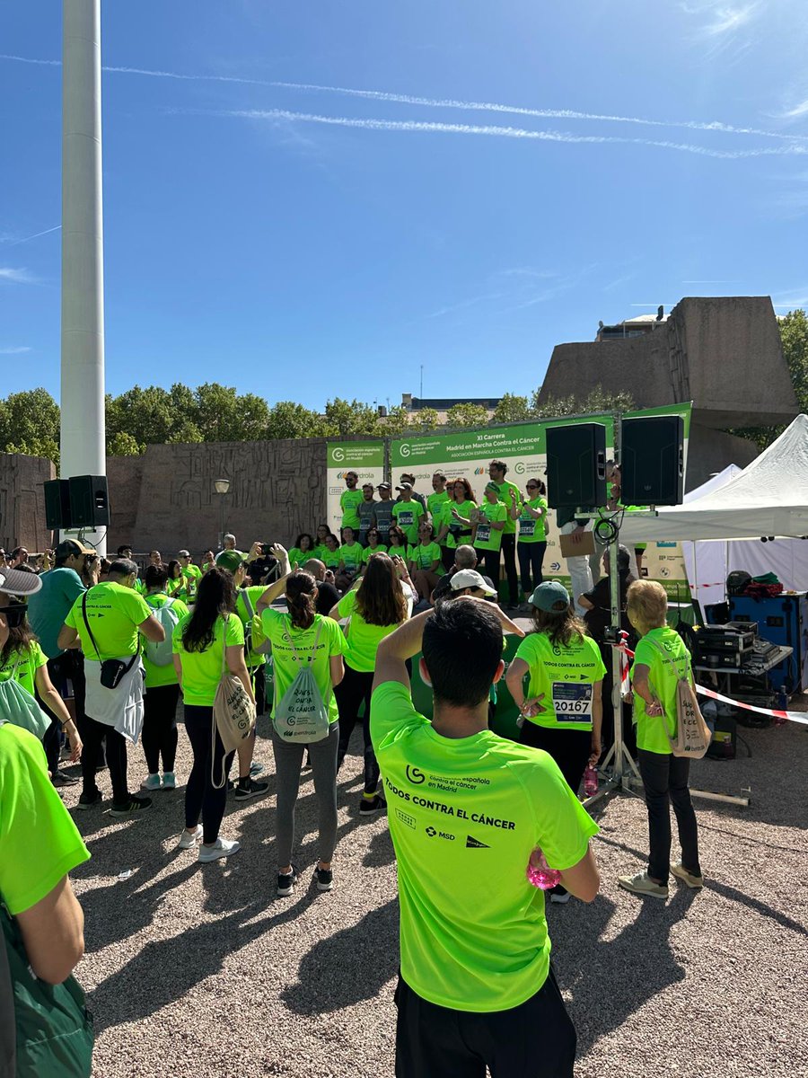 Pilar Sánchez-Gomez (@gliomalab) on Twitter photo Enorme éxito de la carrera contra en cáncer en Madrid. Este premio es para todos los investigadores. Gracias #TodosContraElCáncer
<a href="/ContraCancerMAD/">Asociación Española Contra el Cáncer en Madrid</a>
<a href="/msmelanoma/">Marisol Soengas</a>
<a href="/GdC_CCCB_lab/">Guillermo de Cárcer</a> Enorme éxito de la carrera contra en cáncer en Madrid. Este premio es para todos los investigadores. Gracias #TodosContraElCáncer
<a href="/ContraCancerMAD/">Asociación Española Contra el Cáncer en Madrid</a>
<a href="/msmelanoma/">Marisol Soengas</a>
<a href="/GdC_CCCB_lab/">Guillermo de Cárcer</a>