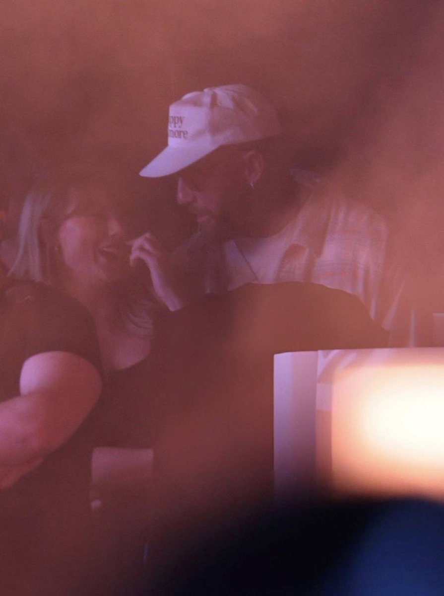 Taylor Swift Updates tweet media