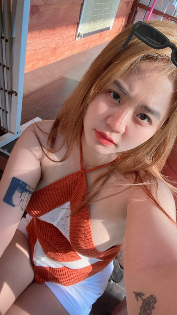 ttaannggmmaayy's tweet photo. อากาศร้อนก็ทนเอา🔥
ขนาดเขาไม่รัก ยังทนได้เลย 😂🌦️🌈  #กาญจนบุรี #รีทวิต #แคปชั่น่นกวนตีน https://t.co/b7oa8H8slk