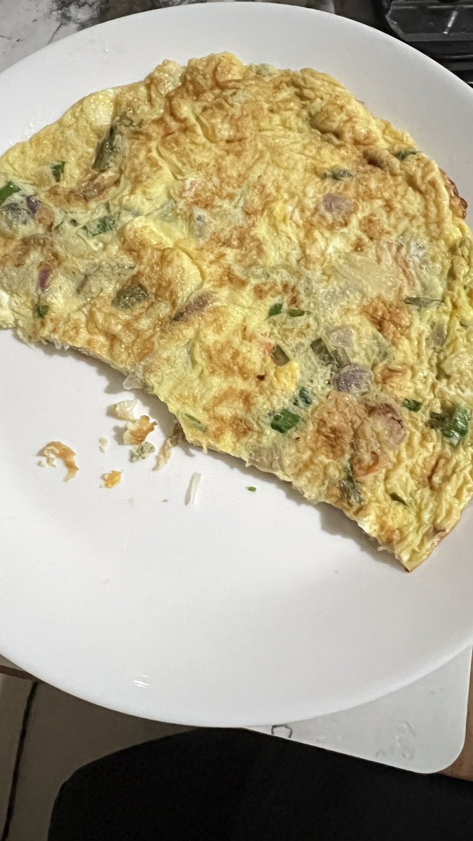 M H R R N tweet media