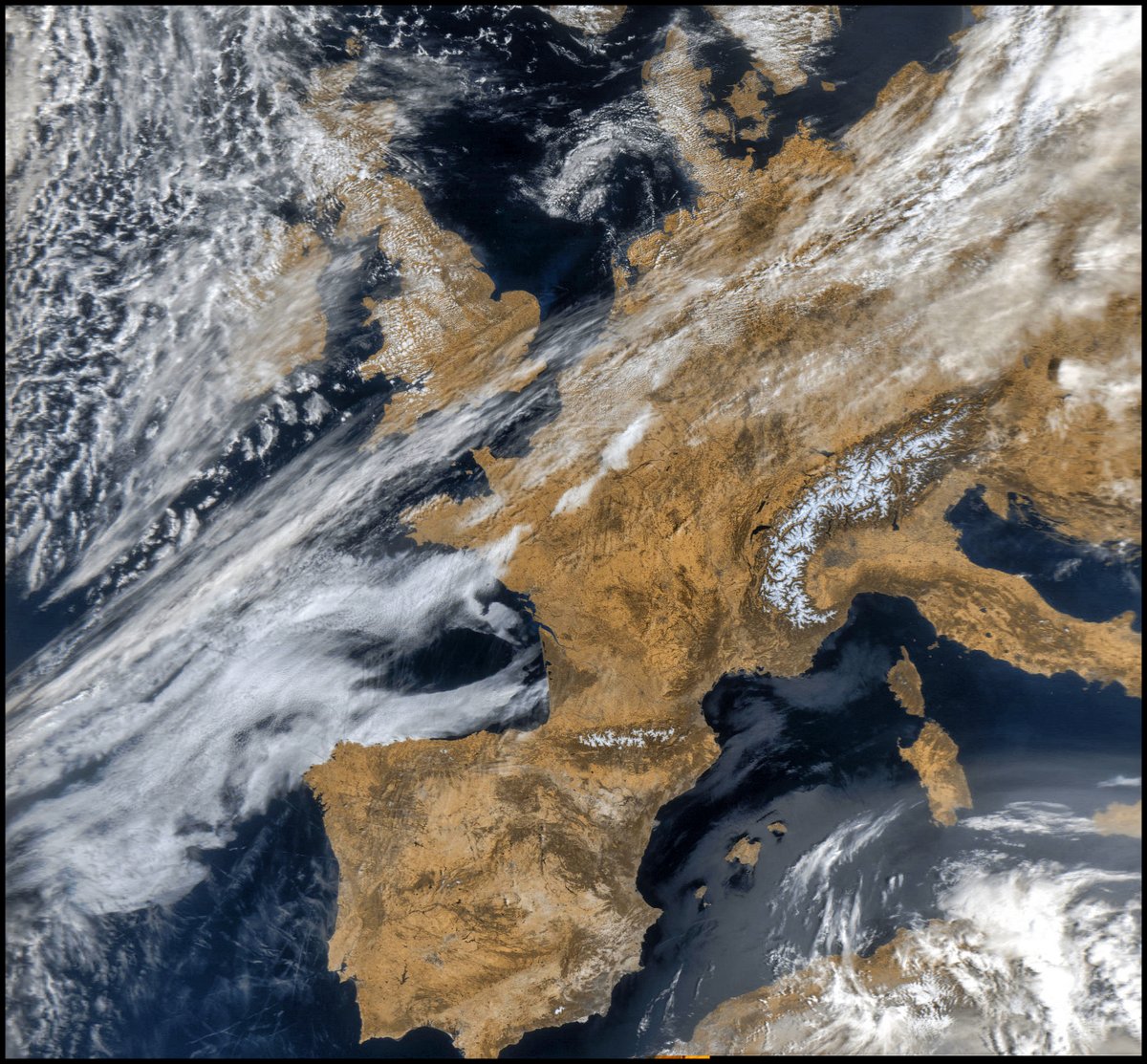 #MeteorM23 70º E @Nooelec #qfh @SDRPlay #rsp1a @aang254 #satdump, Pase matunino, dia soleado por #Cantabria. Buen domingo para todos!