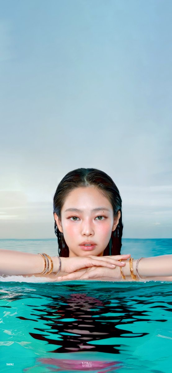 jennie for vogue korea edited.[1] [by @taaenle]