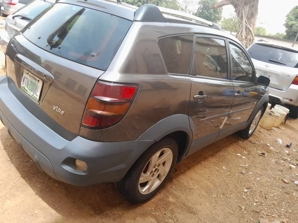 Pristine condition Pontiac Vibe 2005 📍 Kaduna 4 million only Buy and drive