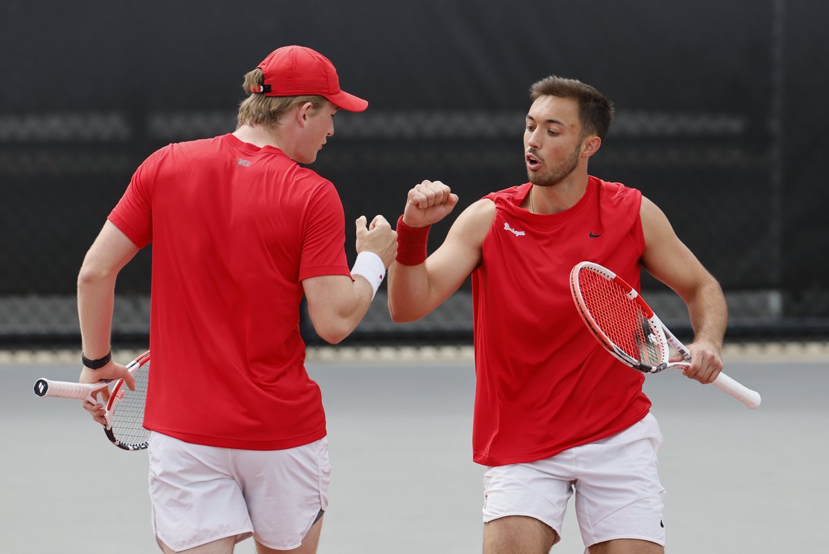 Cash and Tracy win the break 7-1 and the Buckeyes take the doubles point!!