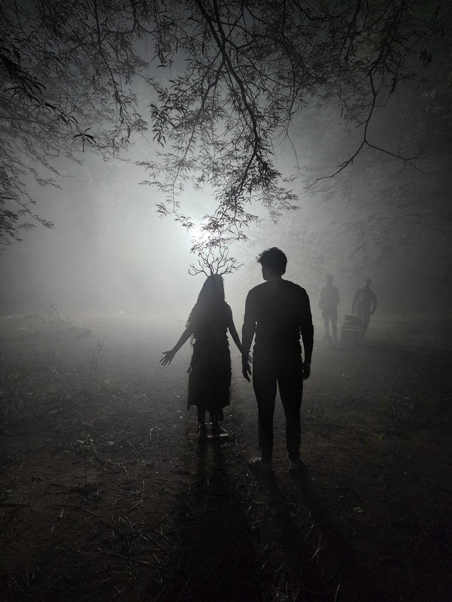 Naveenc212's tweet photo. Lost in the enchanting depths of Thenkaddu forest with Vanarachi. Is she a punisher or a protector? Find out in Inspector Rishi, streaming now on @primevideoin #SelfieDate #VanarachiAdventures #InspectorRishi #PrimeVideo #MysteryUnveiled
@nandhini_js @PrimeVideoIN https://t.co/wW5TNVmj95
