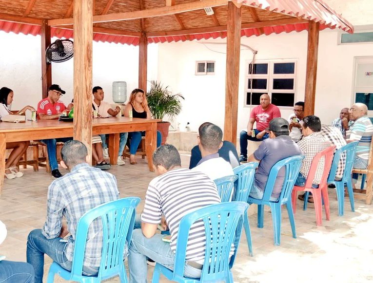 Reunión informativa con el equipo #YoCreo👇

Preocupados por los nulos avances en los diferentes sectores involucrados en el desarrollo de nuestra ciudad capital y de La Guajira, nos reunimos para analizar los primeros 100 días de la administración distrital y departamental.