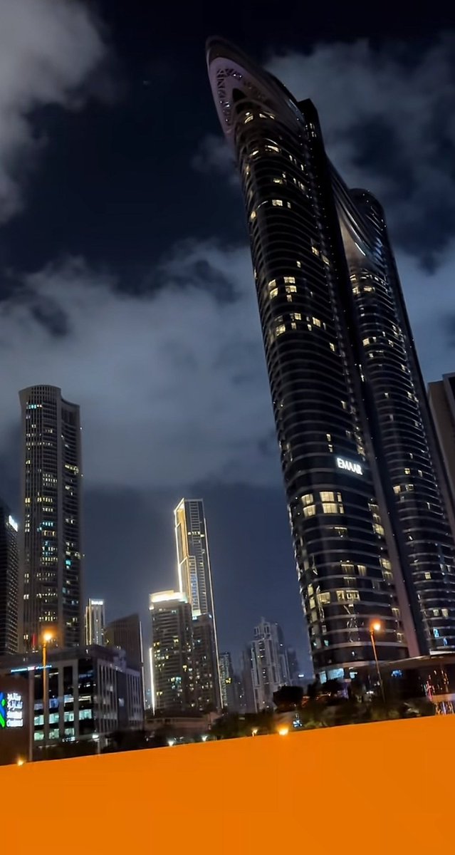 Dubai city view 🏙️🥰🇦🇪🇦🇪 night 🌉🌆🥰🇦🇪🇦🇪 UAE 🏙️🇦🇪🇦🇪🇦🇪 DXB beautiful ❤️🇦🇪🌴🌴🌴🌴🇦🇪🇦🇪🇦🇪🇦🇪🇦🇪🇦🇪