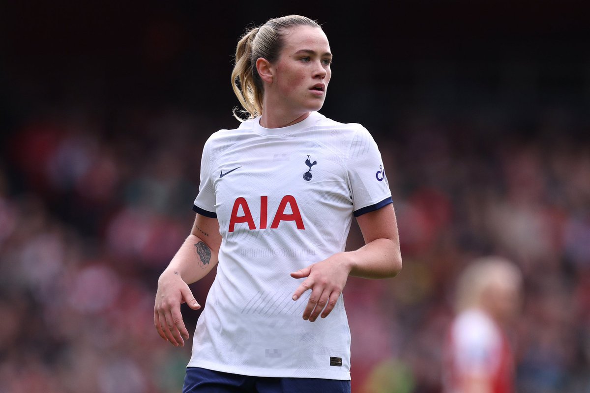 Gotta feel for Grace Clinton right now. Deserves to play in the final after the season she’s had for @SpursWomen. 

Gutting.