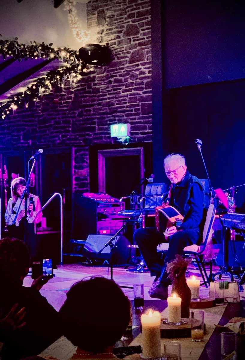 Mary Duff Official tweet media