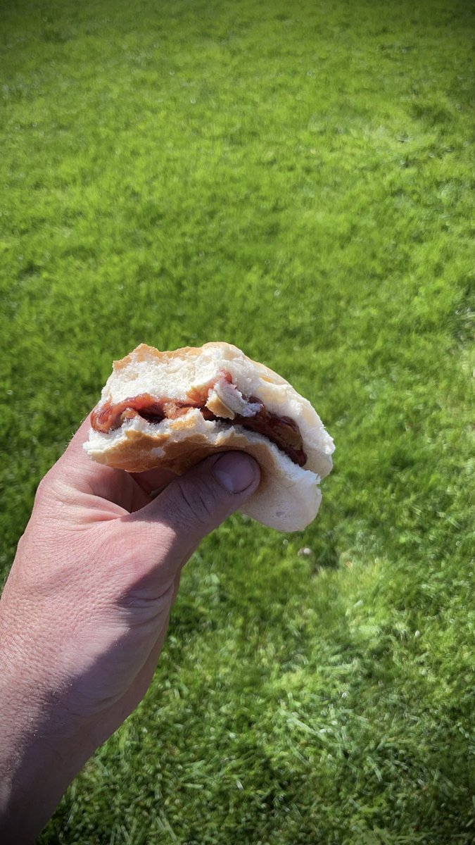 Pb&j on a hot dog bun might be the greatest life hack ever I was out of bread 🙄 Remember, necessity is the mother of all inventions! Happy Sunday Mothertruckers! 😘👊🏼✌🏼