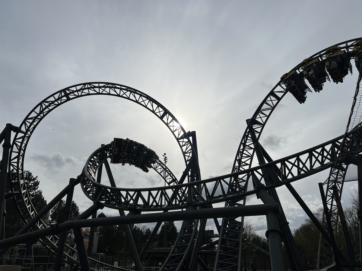 It’s time for us to get loopy, with a ride on The Smiler. #SmileAlways
