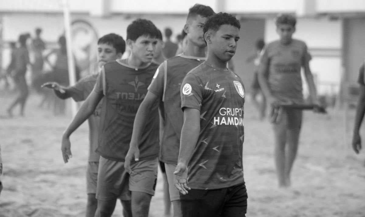 🧤 ¡Felicidades a los arqueros en su día! Sin embargo recordaremos con tristeza la partida física de uno de los nuestros. Un portero cuyo coraje y pasión por el juego dejarán una marca indeleble en el fútbol playa.

#BeachSoccerVenezuela
