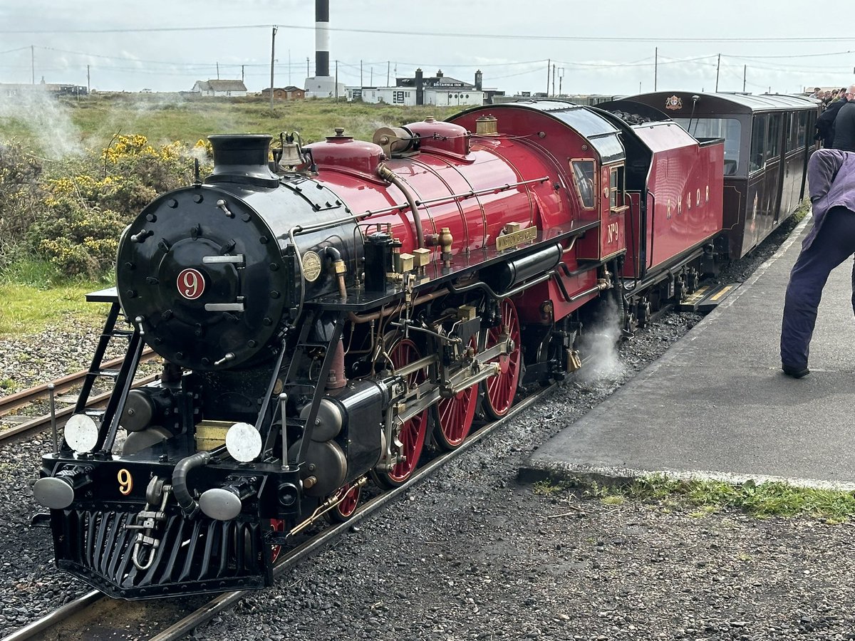 Had a fantastic time down in Dungeness. My favourite please on earth. Winston Churchill looks great for a engine built in 1931