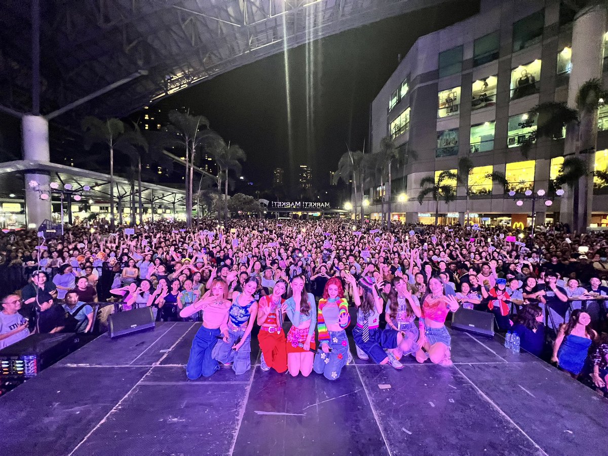 LOOK: The hottest girl group in the country today BINI received 8000+ love from their fans during the 'Talaarawan' mall show in Taguig, earlier today.