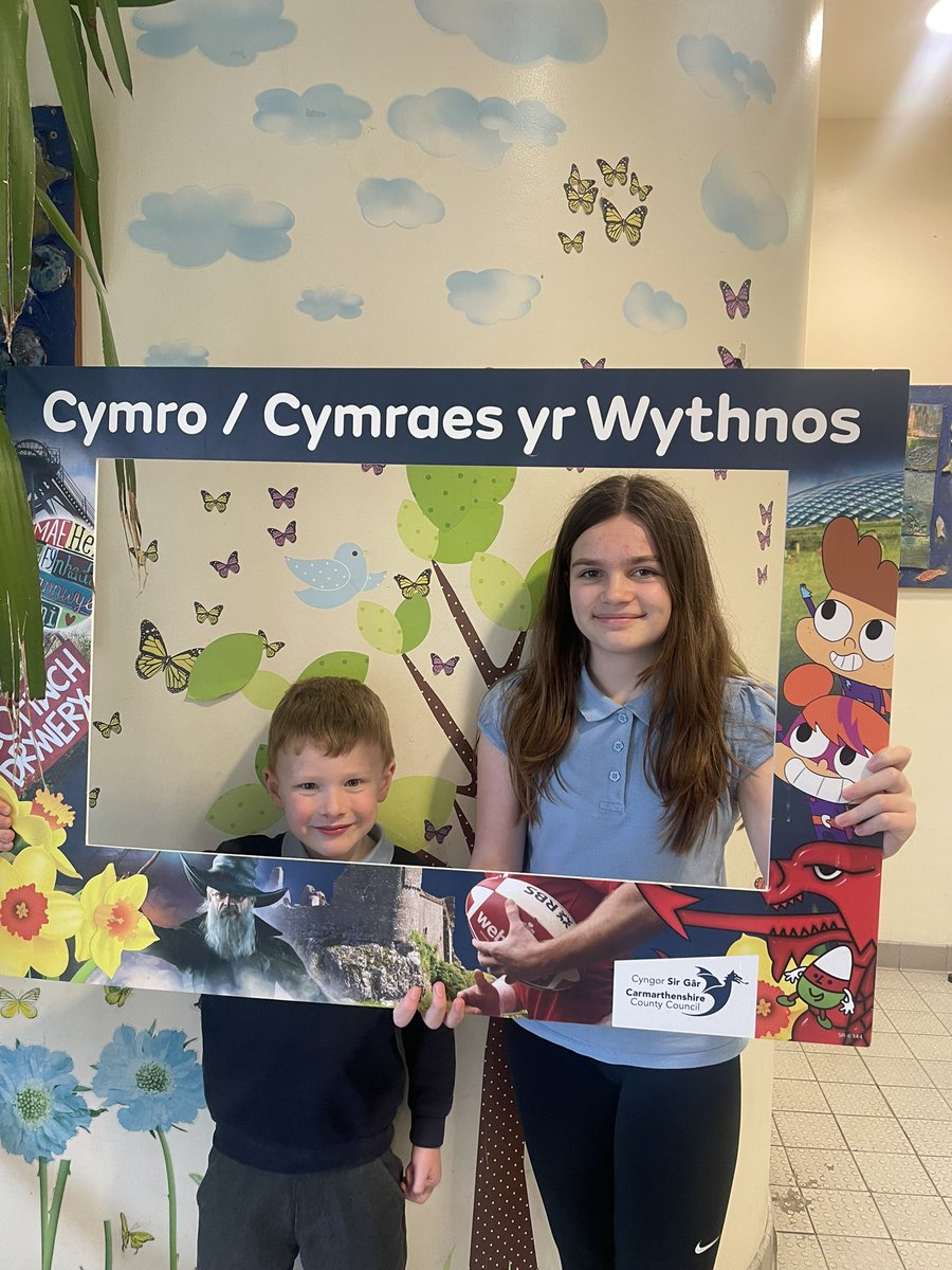 ysgolglanyfferi's tweet photo. Llongyfarchiadau I Sêr  a Chymry’r wythnos hon! 
Congratulations to this weeks Stars and Welsh speakers! 
#dathlu #llwyddo https://t.co/EZSi0cZzIy