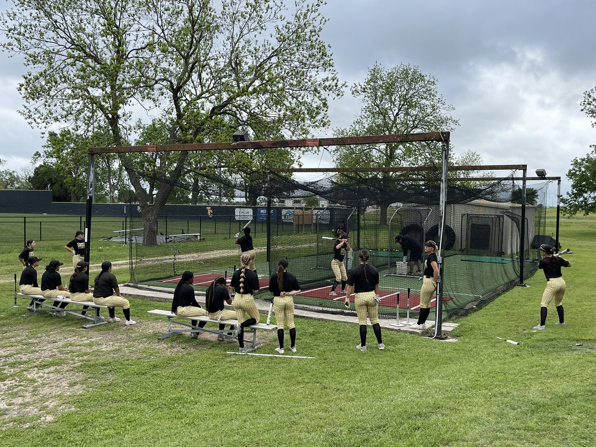Tony Adams (@herestony2) on Twitter photo One of the great scenes of the season! <a href="/SoftballTemple/">Temple College Softball</a> is rocking out to gospel and getting after it in the batting cages. NCTC walks in sloooooowly. Hey, this team is a TEAM! #SetTheTone One of the great scenes of the season! <a href="/SoftballTemple/">Temple College Softball</a> is rocking out to gospel and getting after it in the batting cages. NCTC walks in sloooooowly. Hey, this team is a TEAM! #SetTheTone