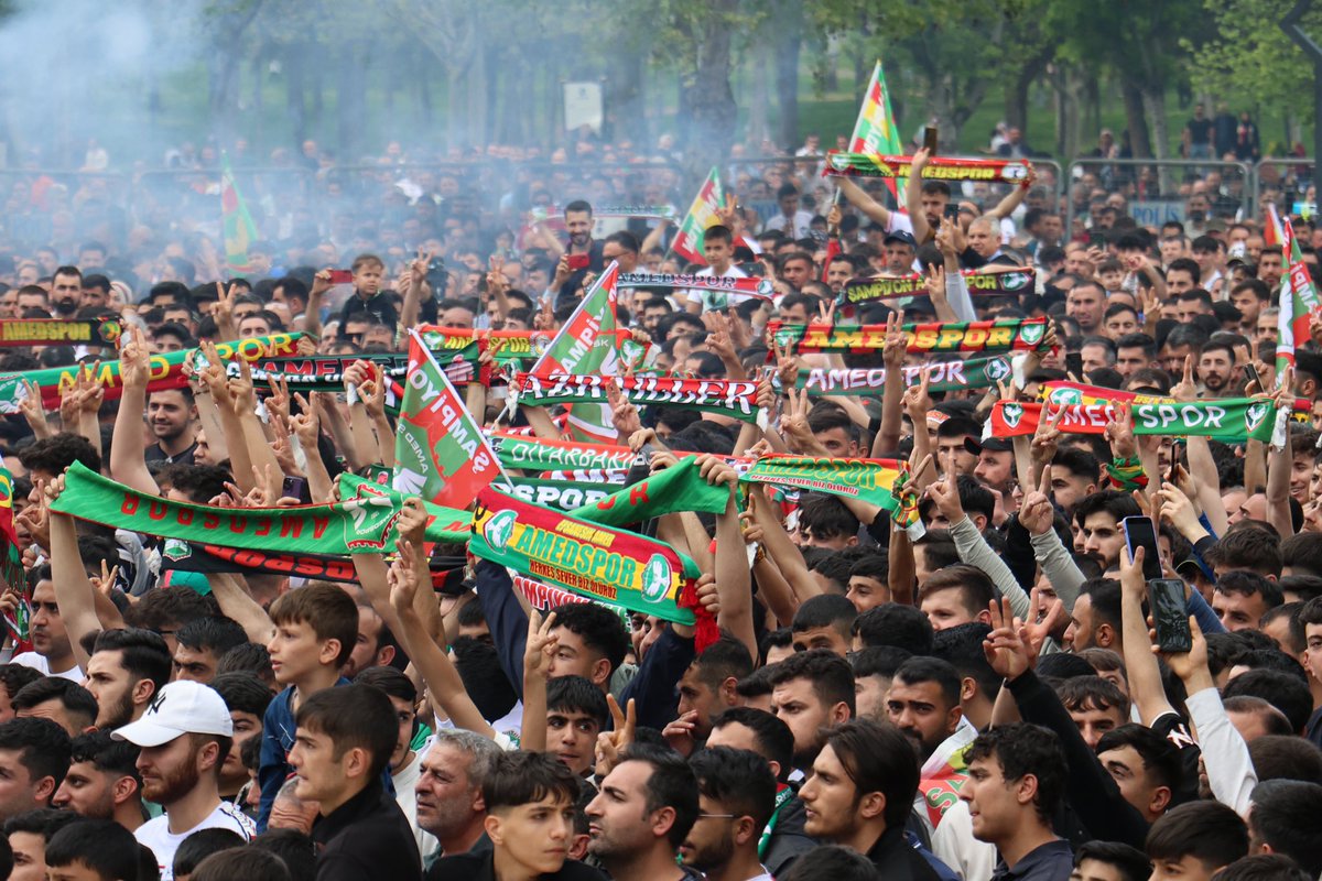 Amedspor foto galeri/ 

“Biz babamızdan böyle gördük.”