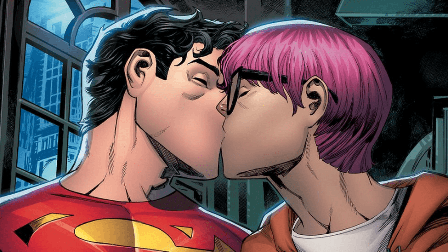 fandompulse's tweet photo. Woke DC Comics Fans Burn Images Of Gay Superman Creator Tom Taylor https://t.co/sze3uxo2J4 https://t.co/Ngi507CBx4