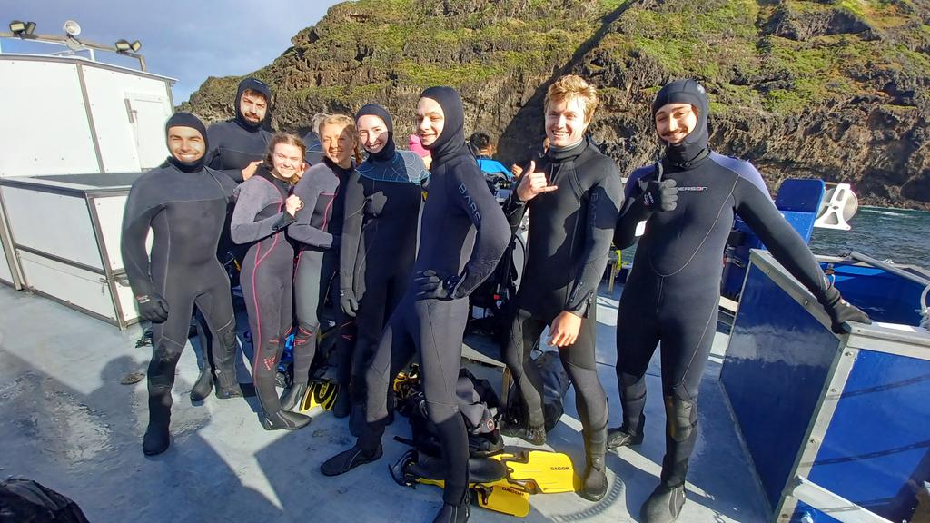 This semester's @Westmont divers getting ready to hit the water off Anacapa Island! #channelislands #scuba