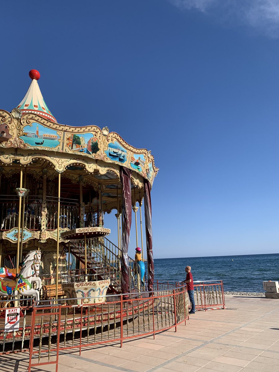 Sunny day! ☀️🎢 #cambrils #costadaurada #rides