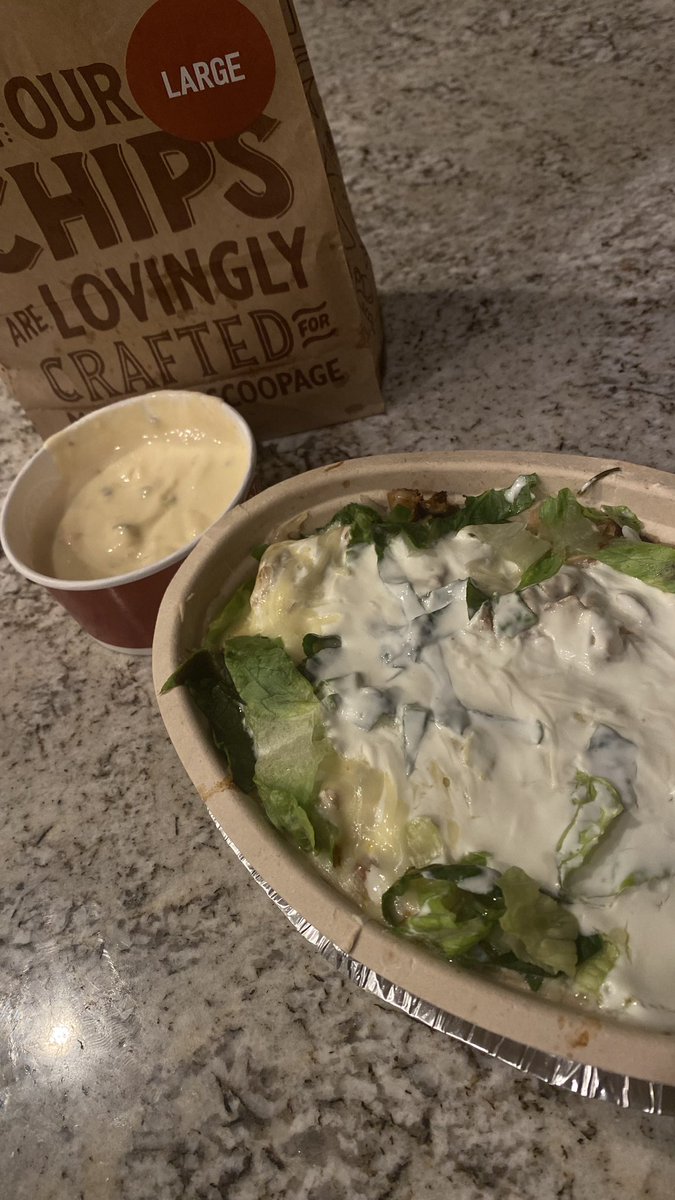 bigliyaacbfw's tweet image. #chipotleismylife #betterthansex #theloveofmylife #fullbodyorgasm