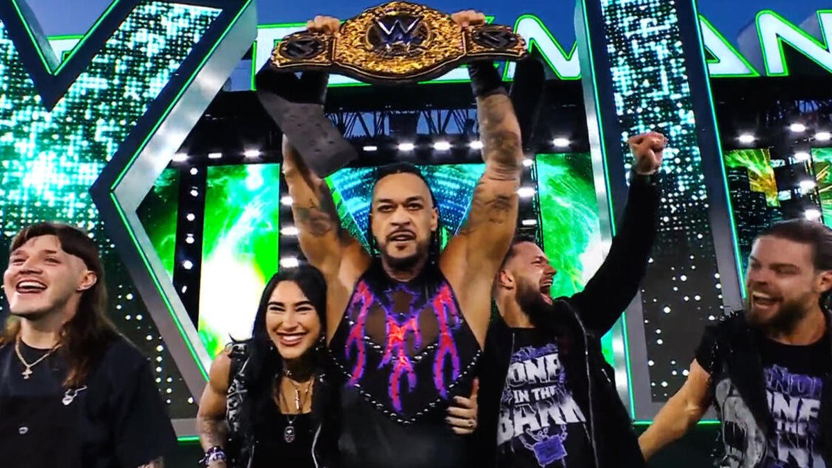 TribalMegastar's tweet image. I didn&apos;t know it was possible to get nostalgic about something that happened 1 week ago but...

I miss WrestleMania week already, what a time to be alive... 💔