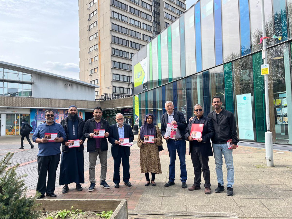 Team Lansbury have been on #LabourDoorstep with @unmeshdesai speaking to local residents about @SadiqKhan’s achievements: 🌹Freezing fares 🌹Providing free school meals 🌹Building record numbers of council homes 🌹Investing in young Londoners On May 2 - #VoteLabour 🌹