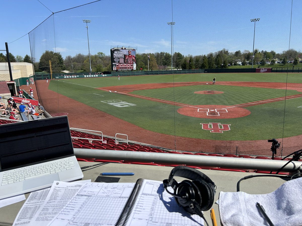 A picture perfect day for baseball means it’s time for the rubber match between Penn State and Indiana. @ian_plaskoff and I have the call on @WIUXSPORTS at 1pm - come join us! #iubase iusportsmedia.mixlr.com/events/3339758