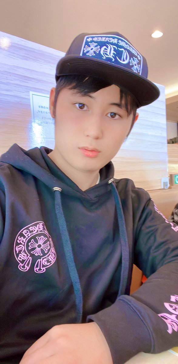 いまどうしてる？誰か雑談したい。
 #インスタ繋がりたい 

𝐈𝐧𝐬𝐭𝐚𝐠𝐫𝐚𝐦    ID @takinoo__

フォロワーさん大募集します！！
𝑪𝒉𝒆𝒄𝒌✅👦🏻🩷
 #Instagram
 #雑談募集中
 #配信