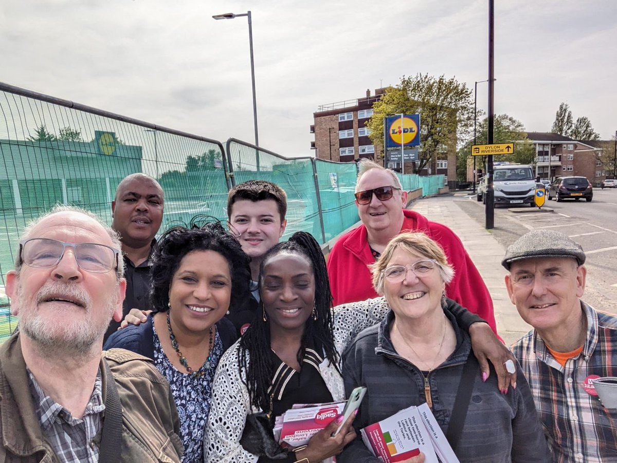 Excellent support for @SadiqKhan and @LondonLabour in #Bellingham yesterday afternoon! (Full pic). London needs to be protected from the damage the Conservatives have done to our country. #VoteLabour on 2nd May.