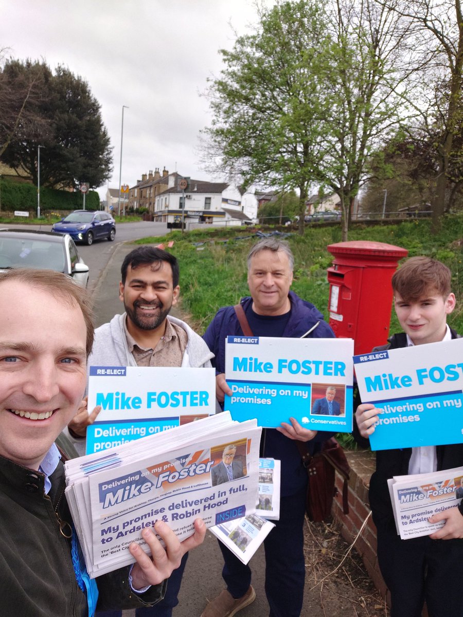Good to be back out campaigning, this time backing local Councillor Mike Foster in Ardsley and Robin Hood.

#voteConservative #Torycanvass #LE2024