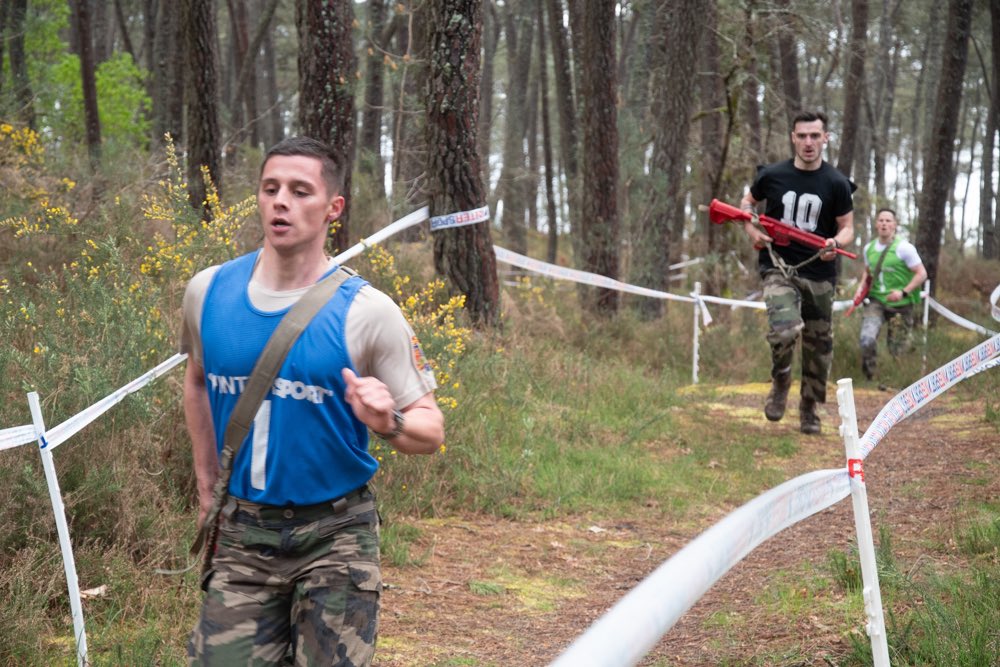 48eRT_CDC's tweet image. Cette semaine c’était le #pentathlon du #CATNC‼️
Félicitations à nos Léopards qui après s’être bien battus contre d’autres très bonnes équipes, ont finalement remporté ce challenge‼️#AlaHauteur 
@armeedeterre 
@CATNC_FR 
@ArmeesNoA