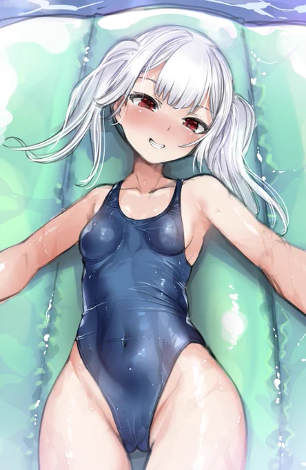 #気温が高いので気が早いが水着絵が見たい 
