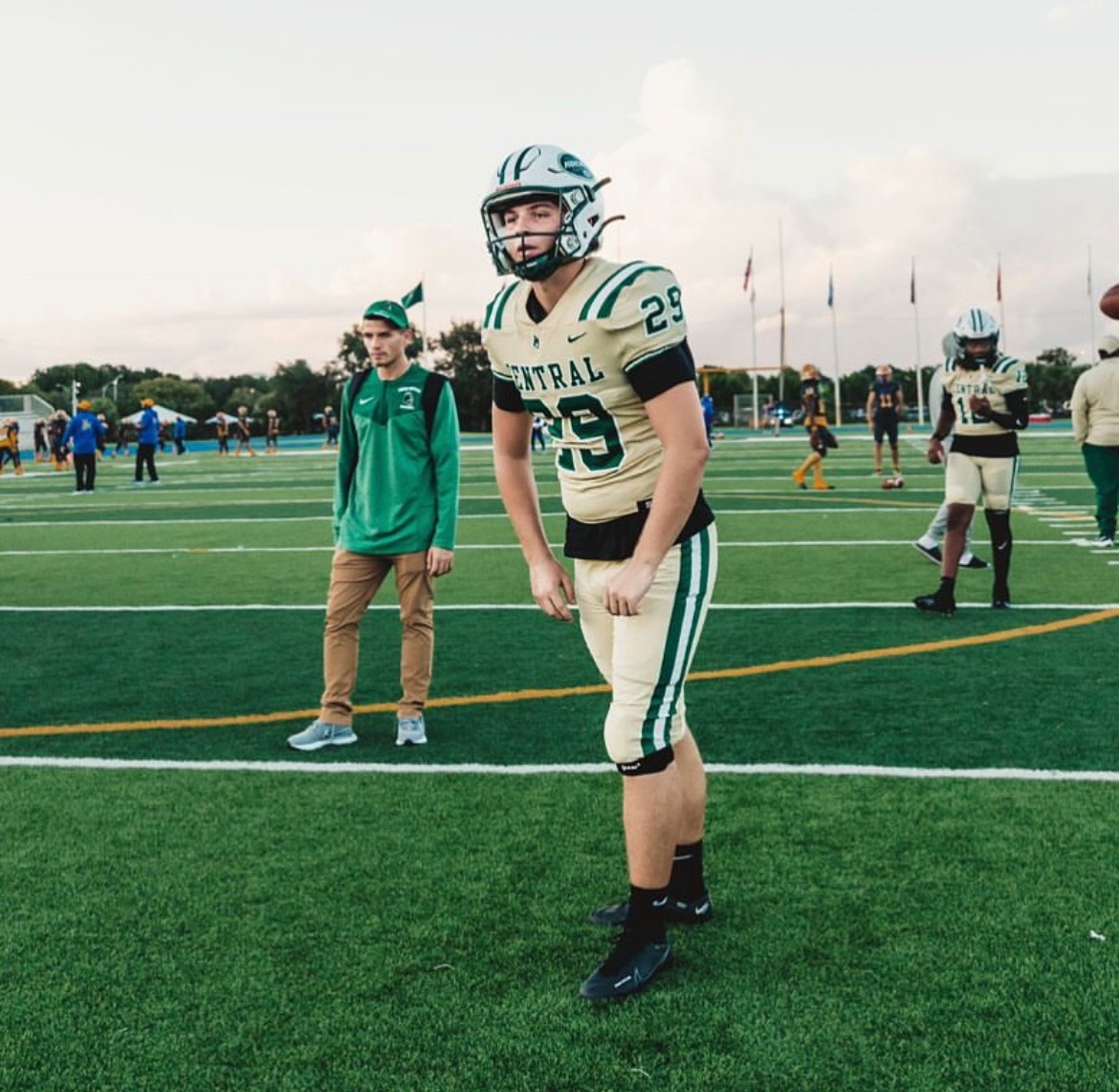 Miami Central (FL) 24’ PK @kristian_hobbs officially offered by D1 FCS North Carolina A&T.