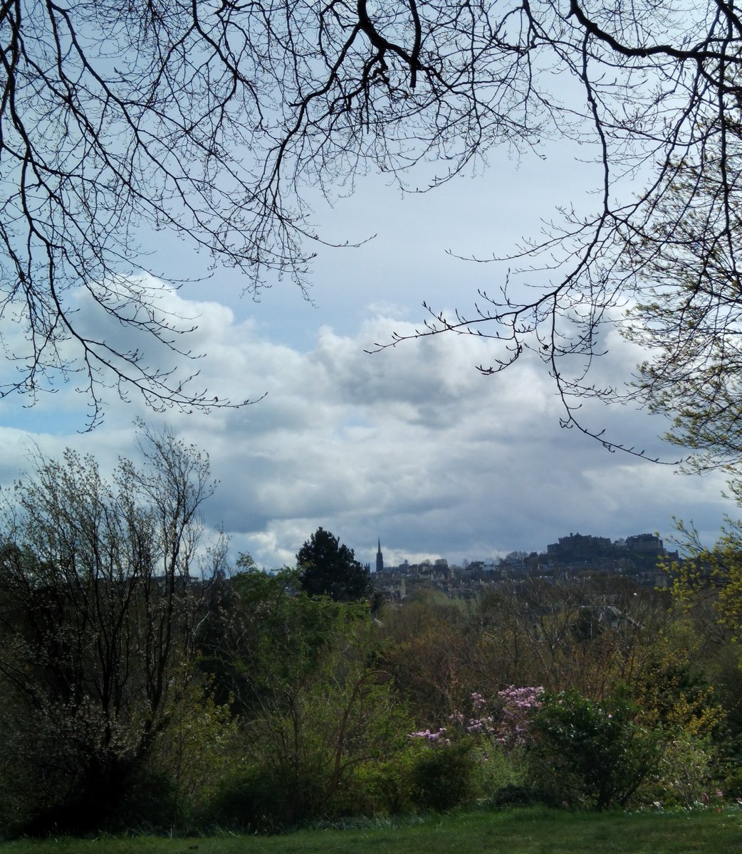 .@edinburghcastle from the Botanics