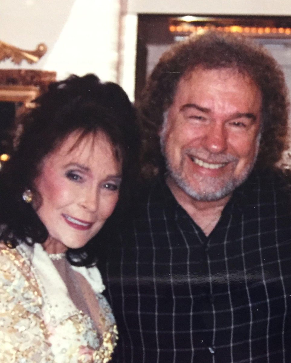 Wishing a Happy Heavenly Birthday to one of Country Music's greatest legends, Loretta Lynn who was born on this day in 1932. I know we all still miss her. RIP in Loretta. #legend #realcountrymusic