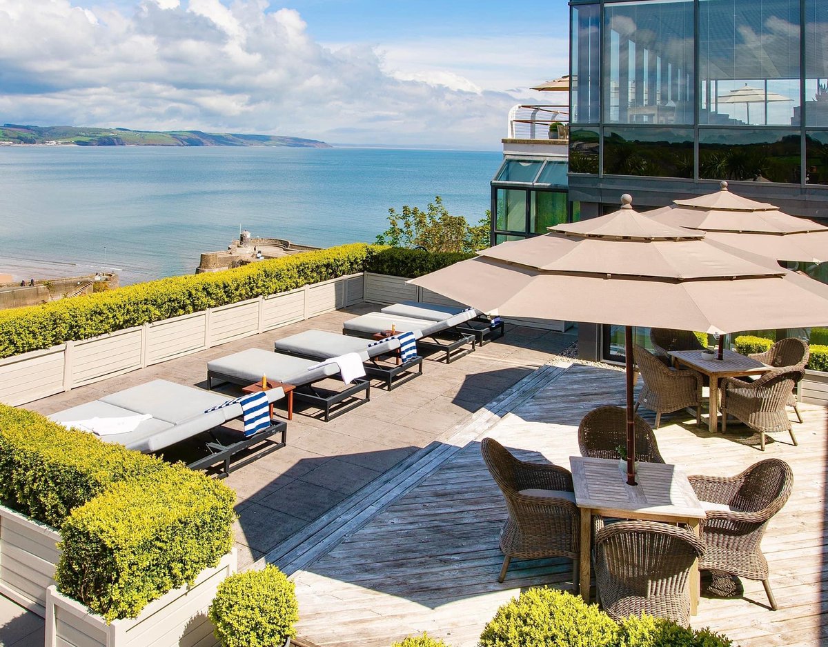 These longer, brighter days are getting us excited for Summer!

We are lucky to be surrounded by fresh sea air, stunning beaches and tranquil outdoor spaces, providing the perfect location for your coastal break. 

#stbridesspahotel #saundersfoot