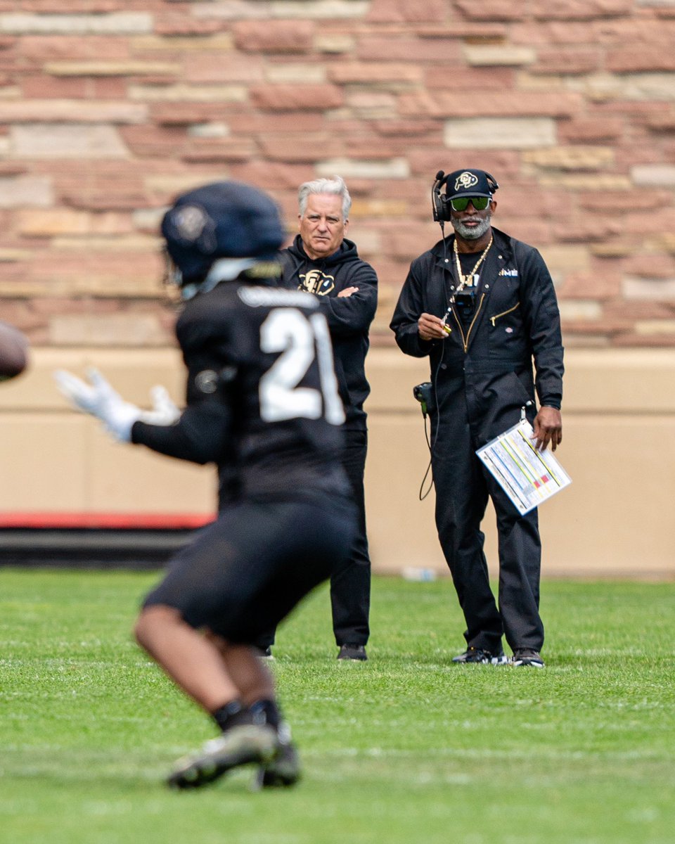 Special thanks to Coach @SteveMariucci and @markschlereth for visiting us this weekend! #GoBuffs