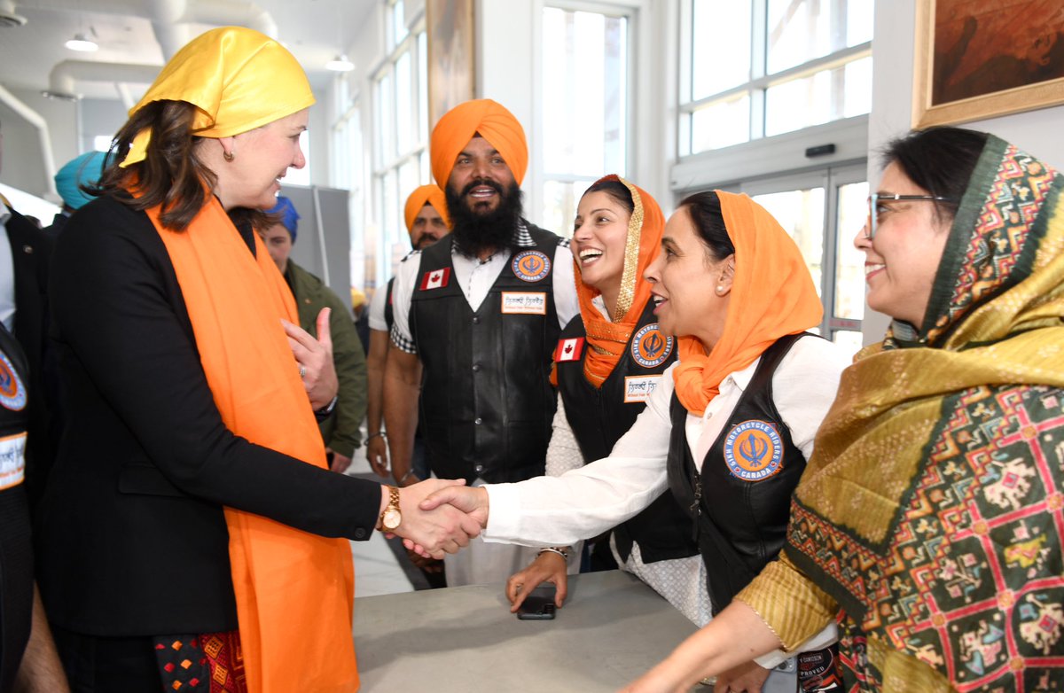 Vaisakhi is one of the most important days for Sikh people as they celebrate the beginning of the Khalsa – the community of baptized Sikhs in 1669. Sikhs across Alberta and around the world will honour Guru Gobind Singh Ji, the 10th Guru, as they participate in seva – selfless…