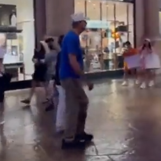¿Considera al ex presidente <a href="/VicenteFoxQue/">Vicente Fox Quesada</a> un hombre amargado, resentido y pendejo? 🤷

A) Si. Las  🤟 cosas
B) No