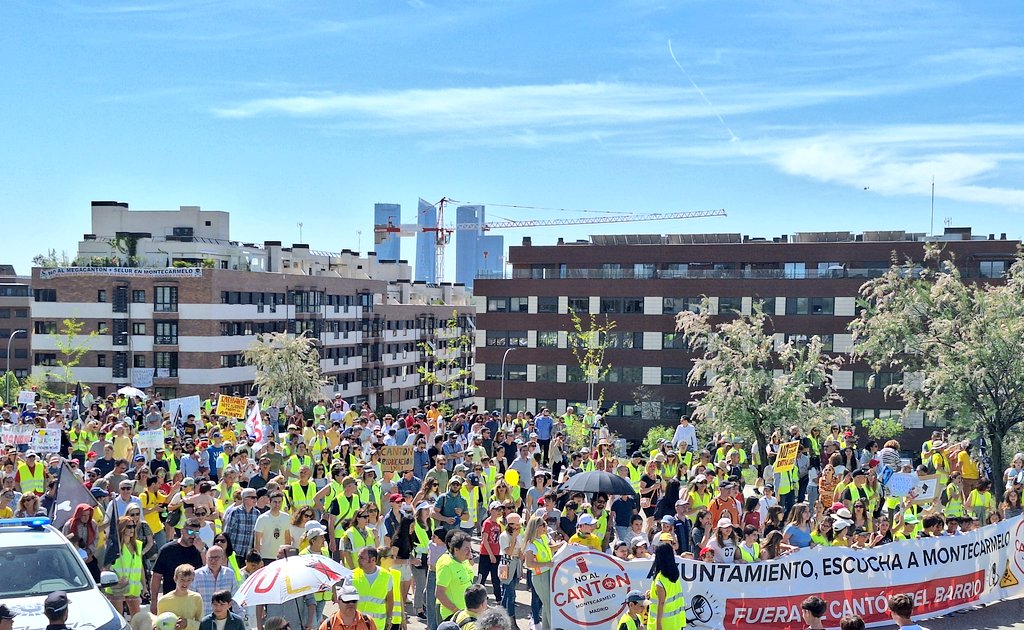 Asociación Vecinal Montecarmelo tweet media