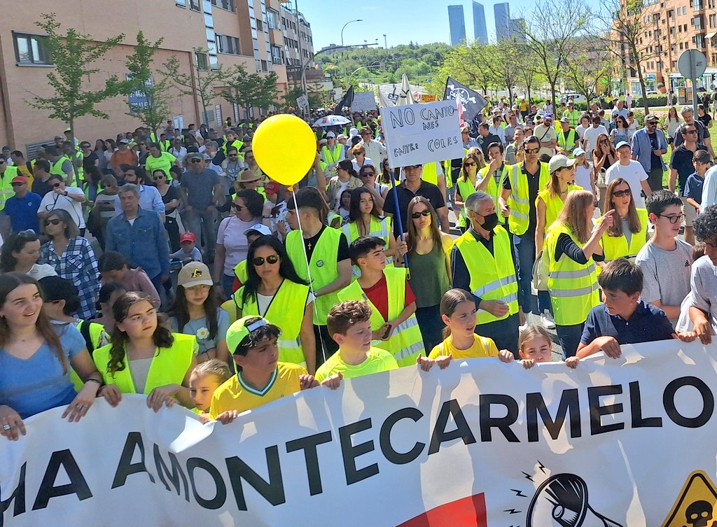 Asociación Vecinal Montecarmelo tweet media