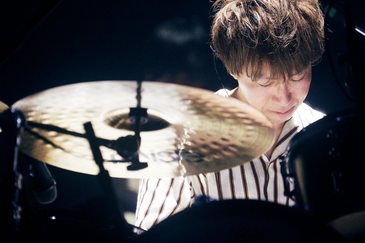 sumika_inc's tweet photo. 【#sumika Live Tour 2024 『FLYDAY CIRCUS』】

2024.04.14
マリンメッセ福岡 A館

福岡で初のアリーナ公演。
"あなた"が繋げてくれた1つ1つの出会いが、今日という日を作ってくれました。
本当にありがとうございました！

#FLYDAYCIRCUS

撮影:@junpeihiyoshi https://t.co/D2PXcvooat